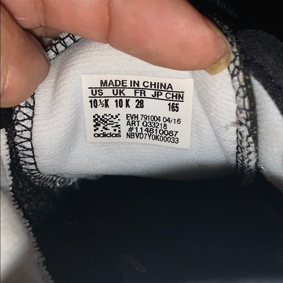 Toddler 10 1/5 Adidas - Picture 3 of 3